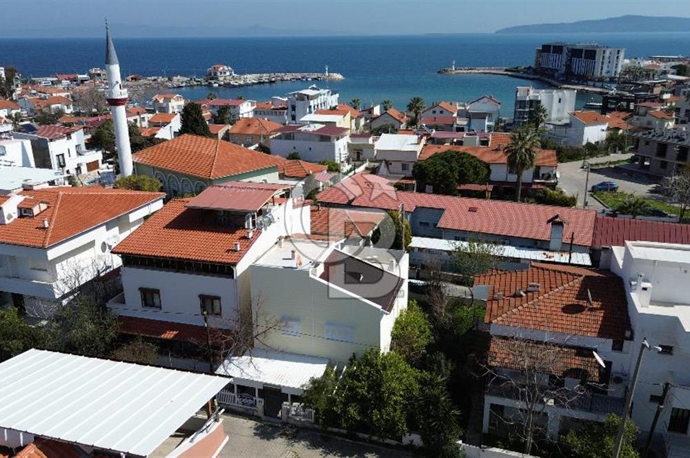 Karaburun Mordoğan'da Denize Yürüme Mesafesinde Müstakil Ev