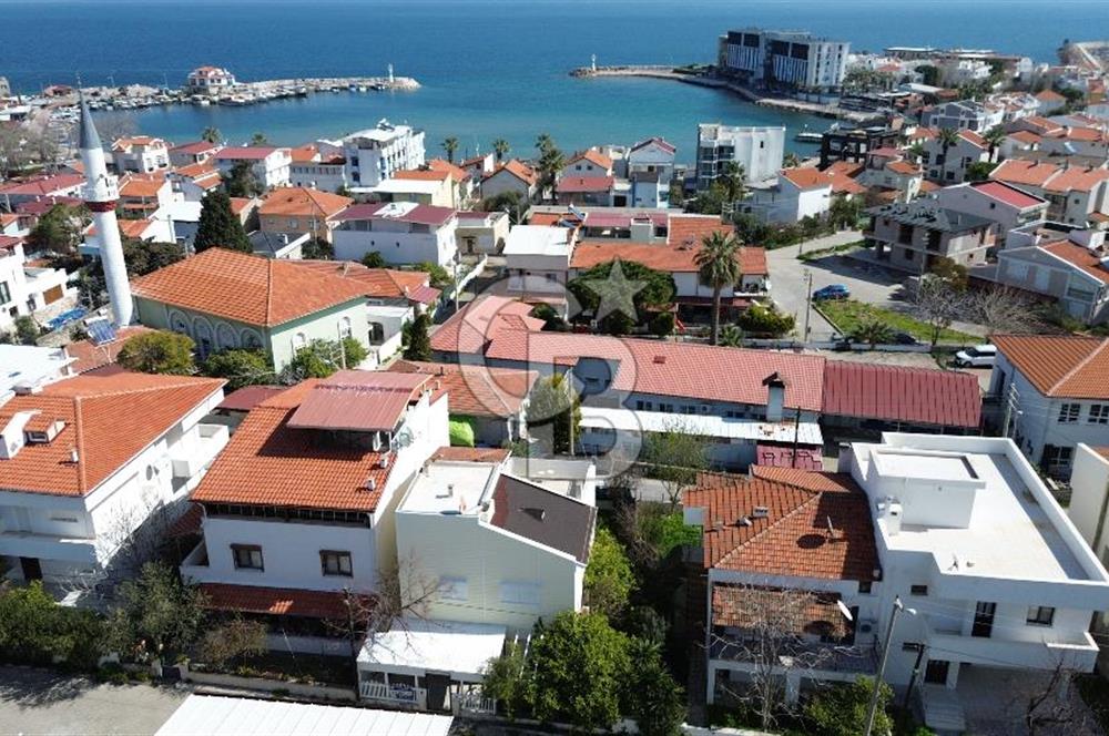 Karaburun Mordoğan'da Denize Yürüme Mesafesinde Müstakil Ev