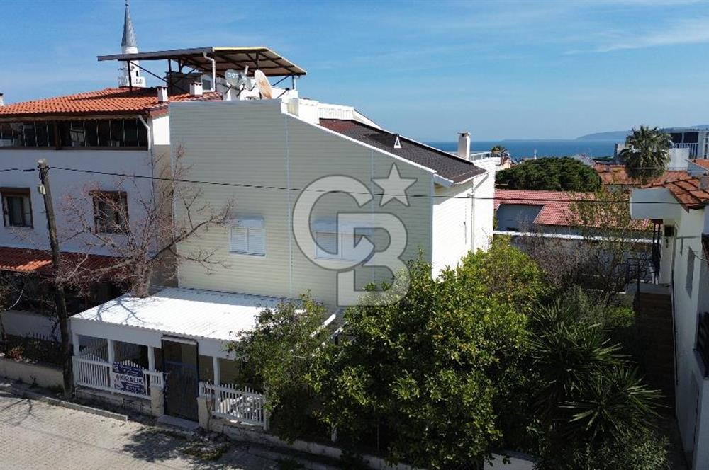 Karaburun Mordoğan'da Denize Yürüme Mesafesinde Müstakil Ev