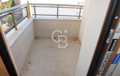 Sancaktepe Yenidoğan Mevlana Mahallesinde Ana Caddeye 50 Metre