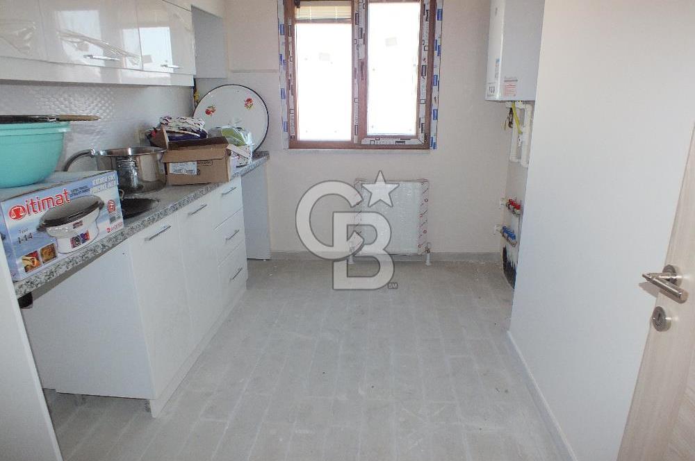 Sancaktepe Yenidoğan Mevlana Mahallesinde Ana Caddeye 50 Metre