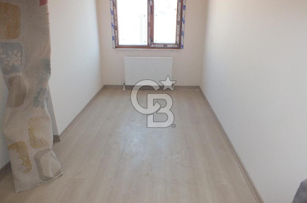 Sancaktepe Yenidoğan Mevlana Mahallesinde Ana Caddeye 50 Metre