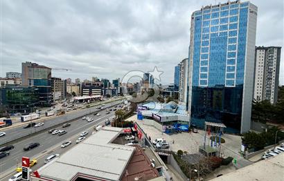 BOSTANCI KAVŞAĞI'NDA E-5 CEPHELİ KİRALIK KOMPLE BİNA