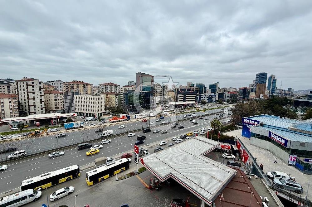 BOSTANCI KAVŞAĞI'NDA E-5 CEPHELİ KİRALIK KOMPLE BİNA