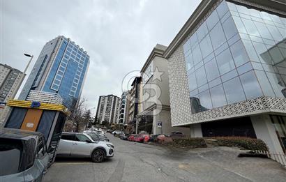 BOSTANCI KAVŞAĞI'NDA E-5 CEPHELİ KİRALIK KOMPLE BİNA