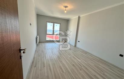 KAŞÜSTÜ ŞEHRİNAZ EVLERİ'NDE DENİZ MANZARALI KİRALIK DAİRE