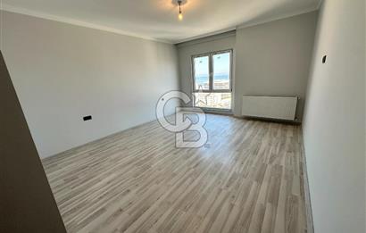 KAŞÜSTÜ ŞEHRİNAZ EVLERİ'NDE DENİZ MANZARALI KİRALIK DAİRE