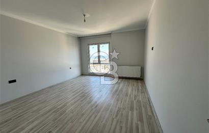 KAŞÜSTÜ ŞEHRİNAZ EVLERİ'NDE DENİZ MANZARALI KİRALIK DAİRE