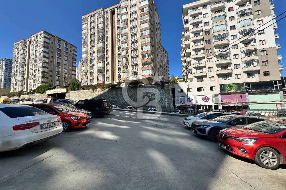 KAŞÜSTÜ ŞEHRİNAZ EVLERİ'NDE DENİZ MANZARALI KİRALIK DAİRE