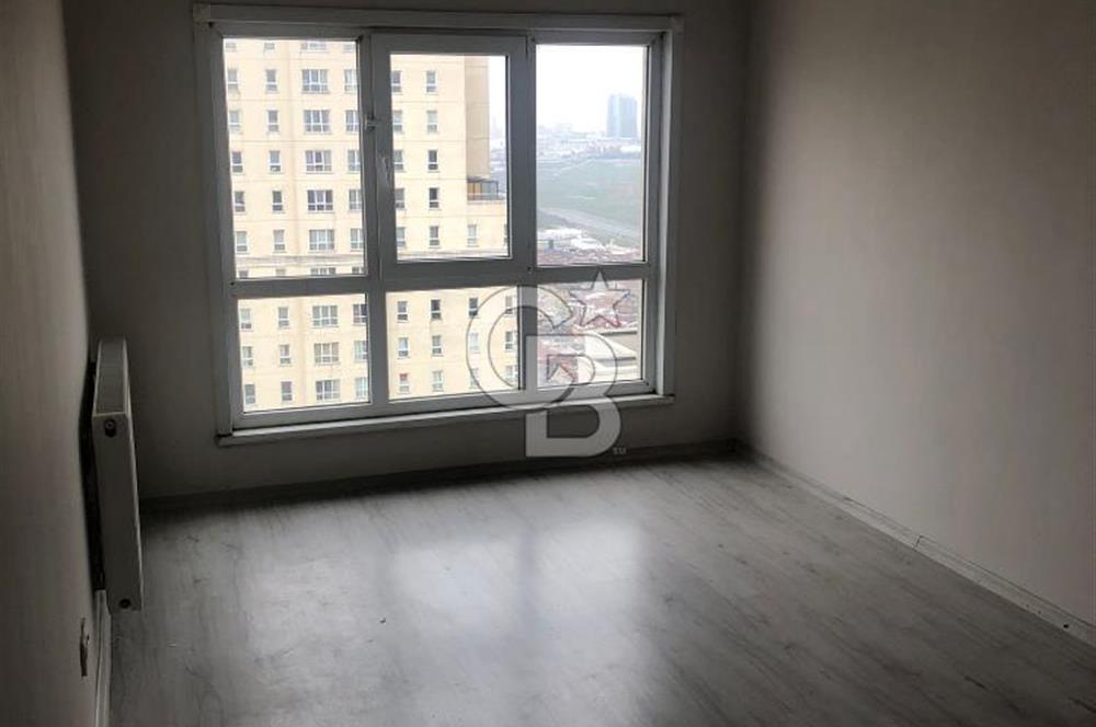 STAR TOWERS SİTESİNDE 23. KAT MANZARALI 2+1 KİRALIK DAİRE