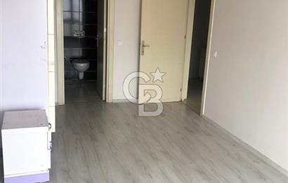 STAR TOWERS SİTESİNDE 23. KAT MANZARALI 2+1 KİRALIK DAİRE