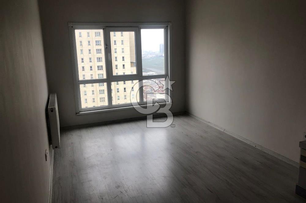 STAR TOWERS SİTESİNDE 23. KAT MANZARALI 2+1 KİRALIK DAİRE