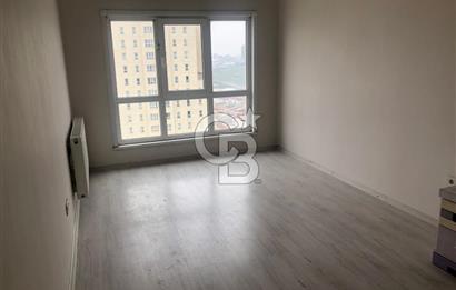 STAR TOWERS SİTESİNDE 23. KAT MANZARALI 2+1 KİRALIK DAİRE