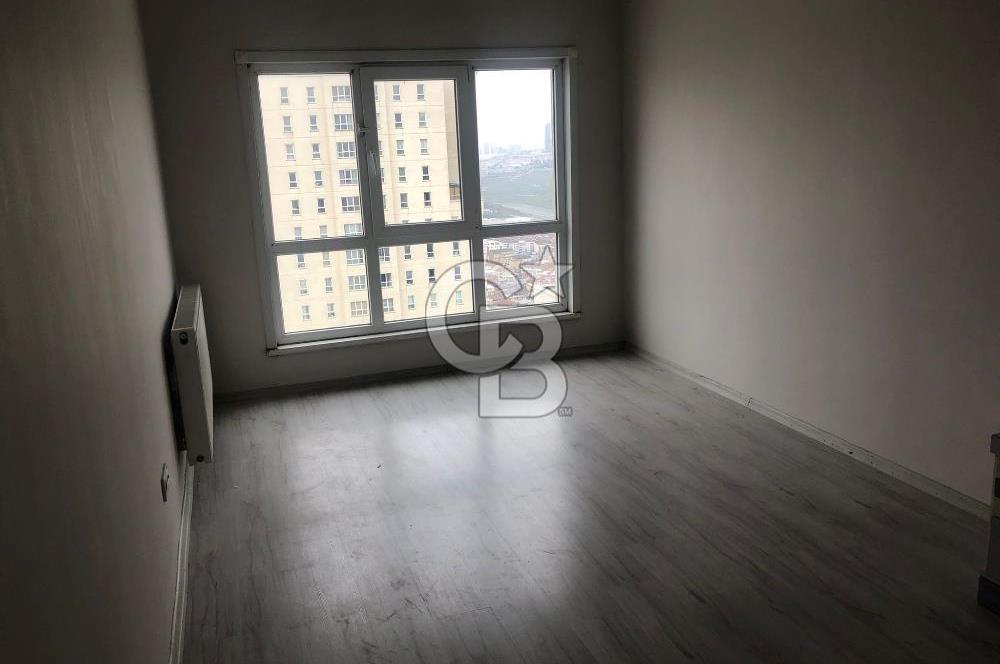 STAR TOWERS SİTESİNDE 23. KAT MANZARALI 2+1 KİRALIK DAİRE