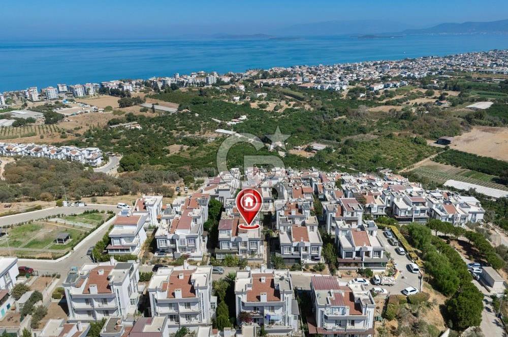 Güzelbahçe/Özzümrüt Sitesi Masrafsız Satılık Villa