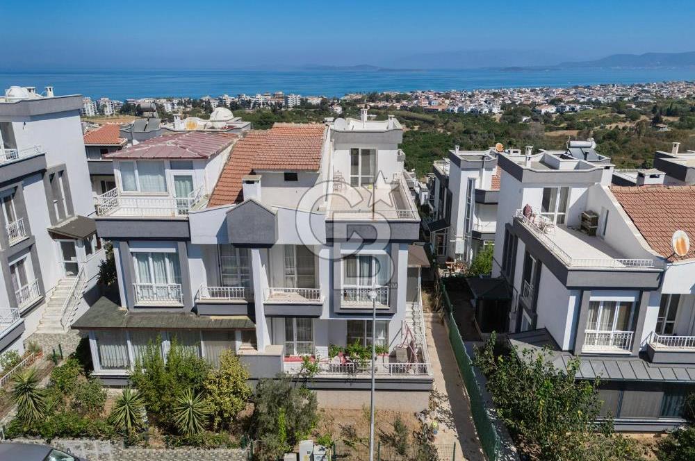 Güzelbahçe/Özzümrüt Sitesi Masrafsız Satılık Villa