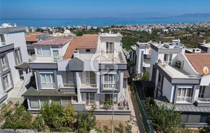 Güzelbahçe/Özzümrüt Sitesi Masrafsız Satılık Villa
