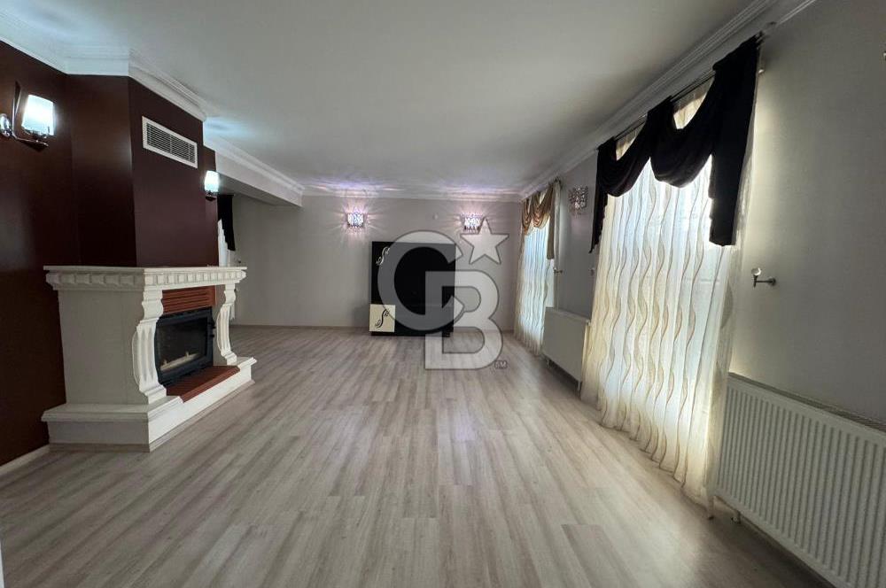 Sancaktepe de Manzaralı Müstakil Villa