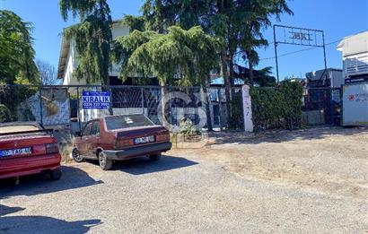 FARKLI İŞ KOLLARINA UYGUN, 3 KATLI, BAHÇELİ , 900 M2 KAPALI ALAN