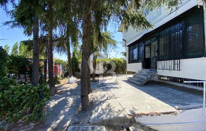 FARKLI İŞ KOLLARINA UYGUN, 3 KATLI, BAHÇELİ , 900 M2 KAPALI ALAN