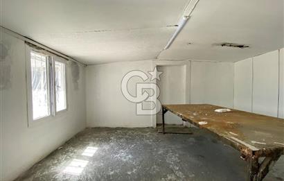 FARKLI İŞ KOLLARINA UYGUN, 3 KATLI, BAHÇELİ , 900 M2 KAPALI ALAN