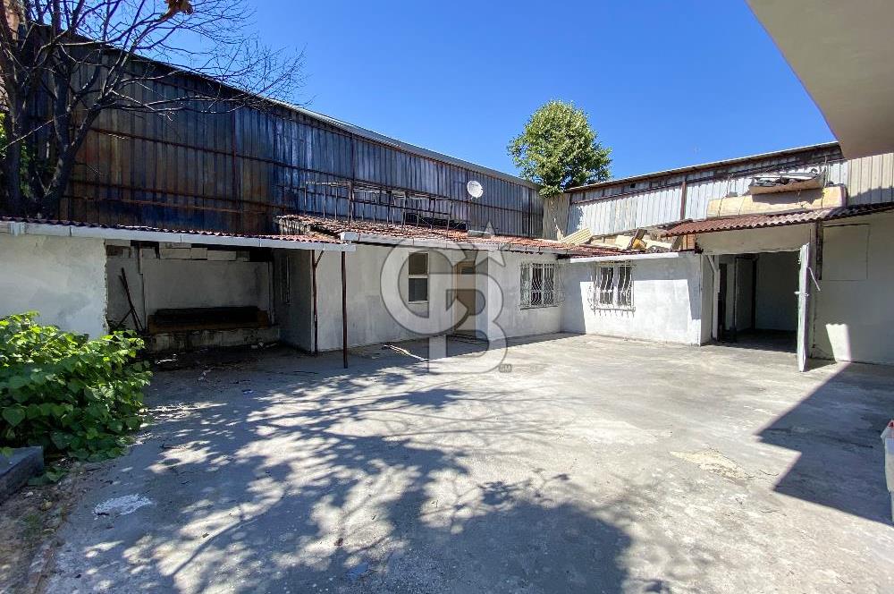 FARKLI İŞ KOLLARINA UYGUN, 3 KATLI, BAHÇELİ , 900 M2 KAPALI ALAN