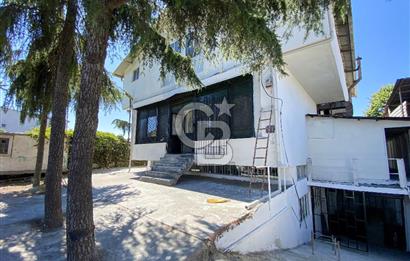 FARKLI İŞ KOLLARINA UYGUN, 3 KATLI, BAHÇELİ , 900 M2 KAPALI ALAN