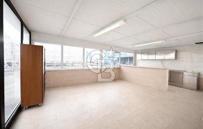 BOSTANCI KAVŞAĞI'NDA E-5 CEPHELİ KİRALIK KOMPLE BİNA