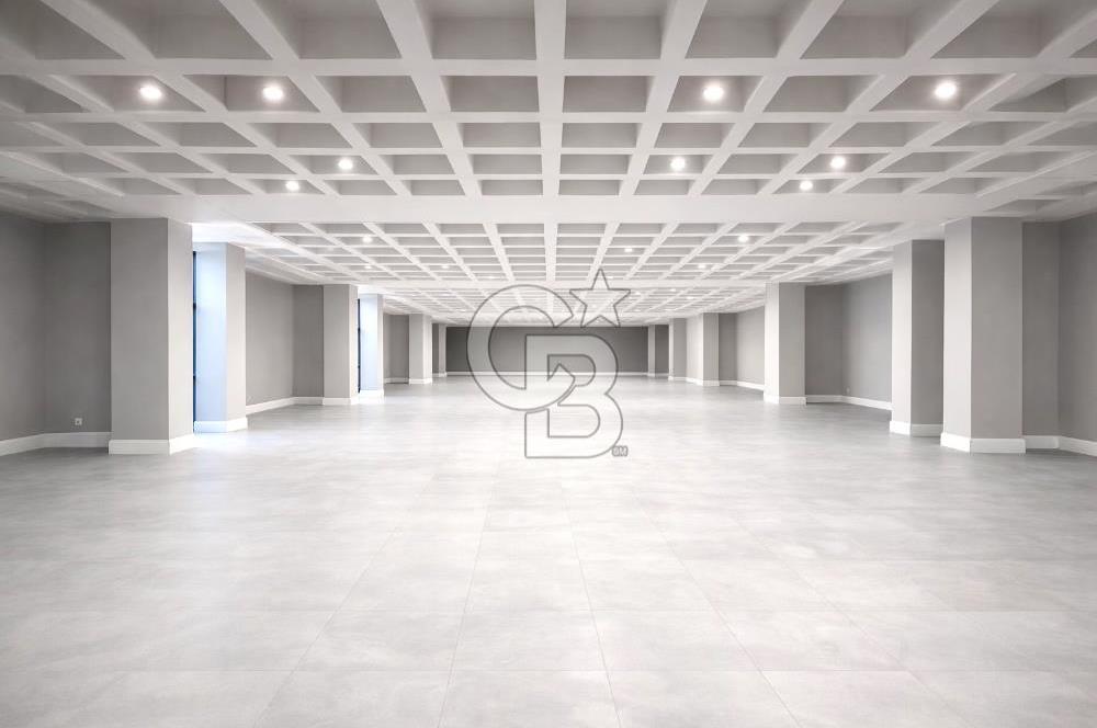 BOSTANCI KAVŞAĞI'NDA E-5 CEPHELİ KİRALIK KOMPLE BİNA