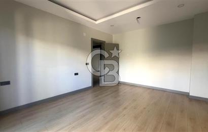 Derebahçenin Merkezinde Bahçeli Şık 3+1 Daire