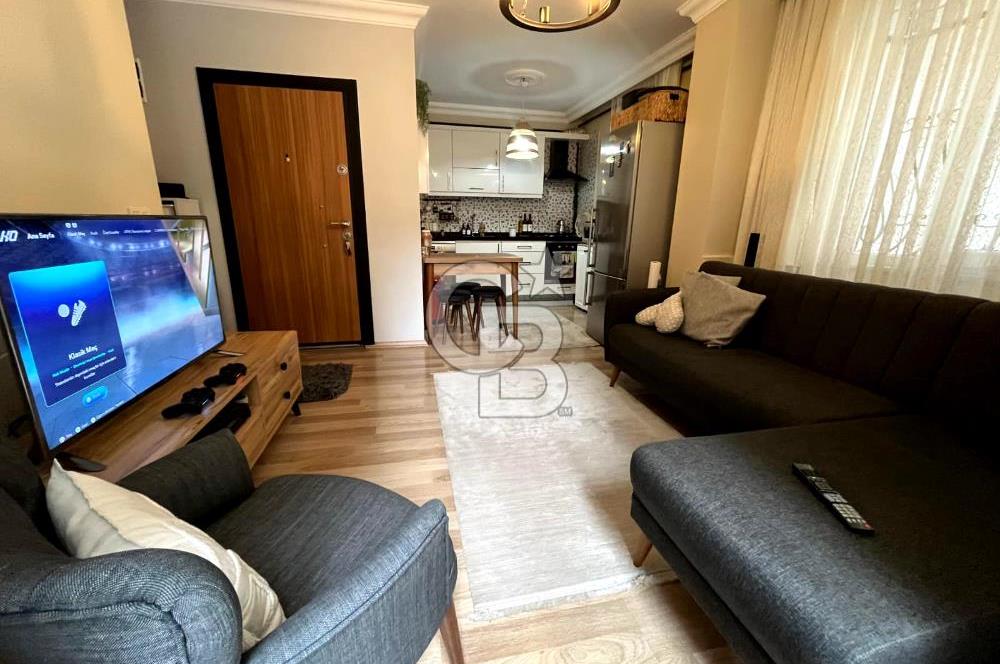 ÇEKMEKÖY HAMİDİYE MAHALLESİNDE GENİŞ BAHÇELİ 2+1 SATILIK DAİRE