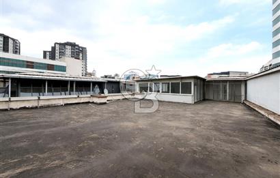 BOSTANCI KAVŞAĞI'NDA E-5 CEPHELİ KİRALIK KOMPLE BİNA