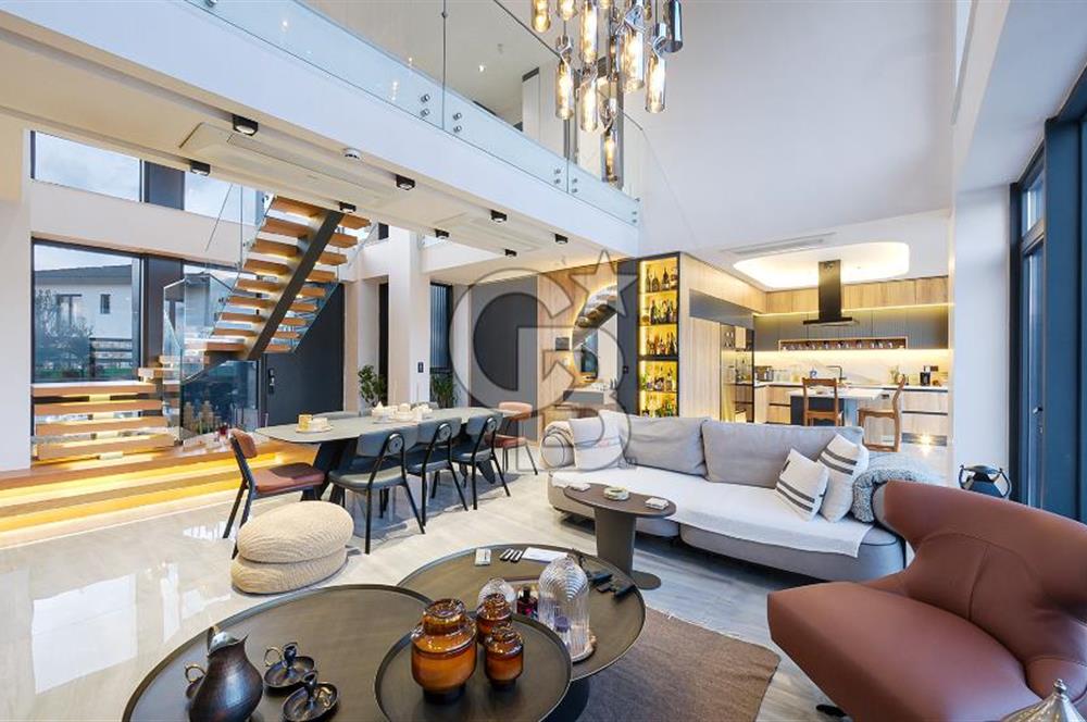 Yenibağarası'nda 1053m2 Arsalı Akıllı Sistemli Lüks Malikane