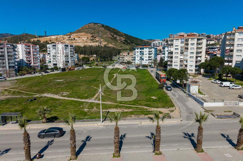 İzmir Bayraklı'da Hastane İmarlı Satılık Emsalsiz Fırsat Arsa