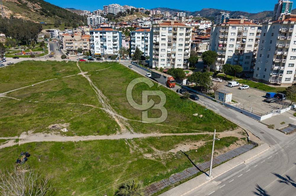 İzmir Bayraklı'da Hastane İmarlı Satılık Emsalsiz Fırsat Arsa