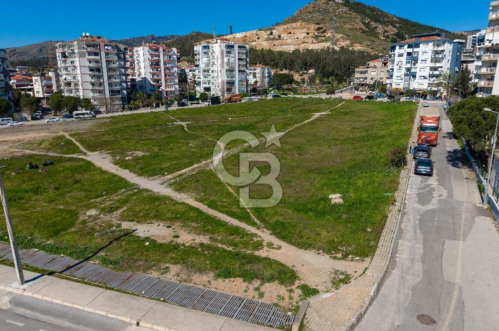 İzmir Bayraklı'da Hastane İmarlı Satılık Emsalsiz Fırsat Arsa