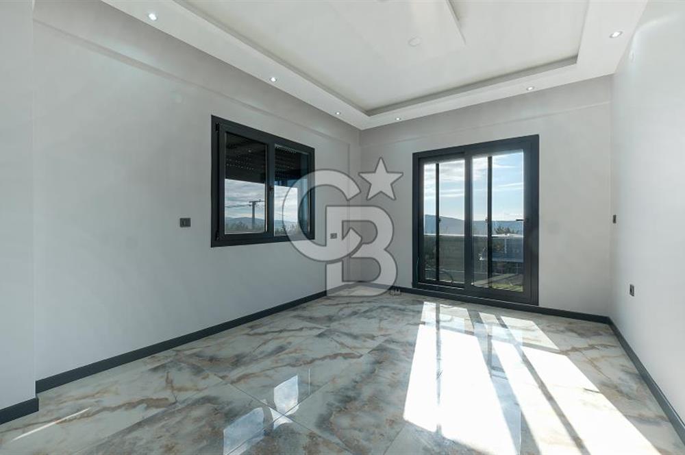 Buca Belenbaşı Yerden Isıtmalı Geniş Villa 