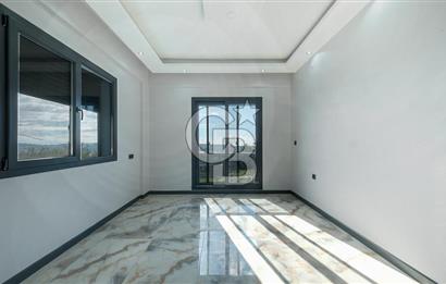 Buca Belenbaşı Yerden Isıtmalı Geniş Villa 