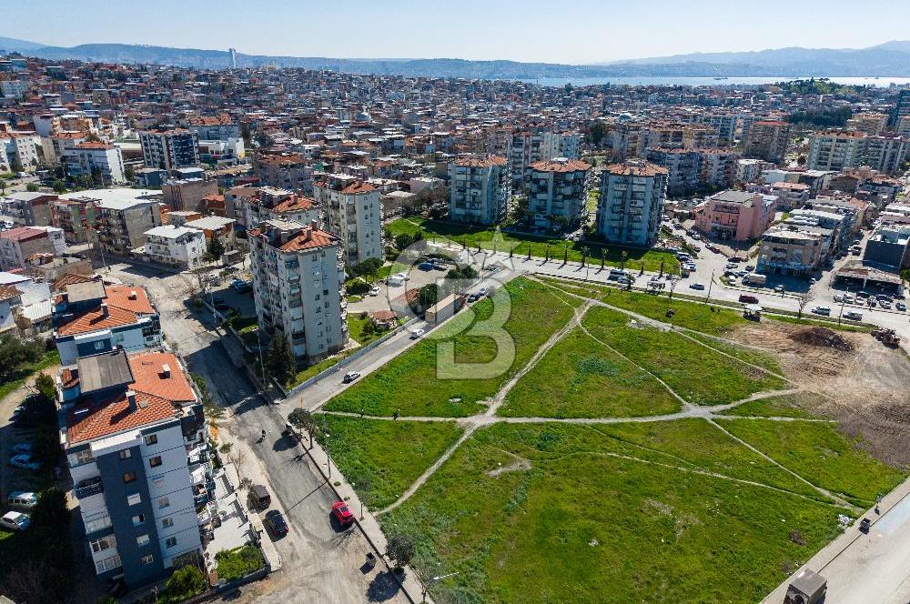 İzmir Bayraklı'da Hastane İmarlı Satılık Emsalsiz Fırsat Arsa