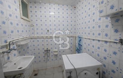 Buca Fırat Mahallesinde Satılık | Garajlı ve Teraslı Komple Bina 