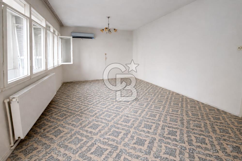 Buca Fırat Mahallesinde Satılık | Garajlı ve Teraslı Komple Bina 