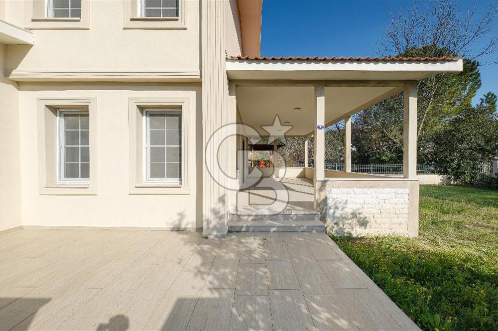 Urla Kuşçular Molakentte Köşe 3+1 Dubleks 500 m² Favorilerime Ekle Yazdır Facebook ile paylaş