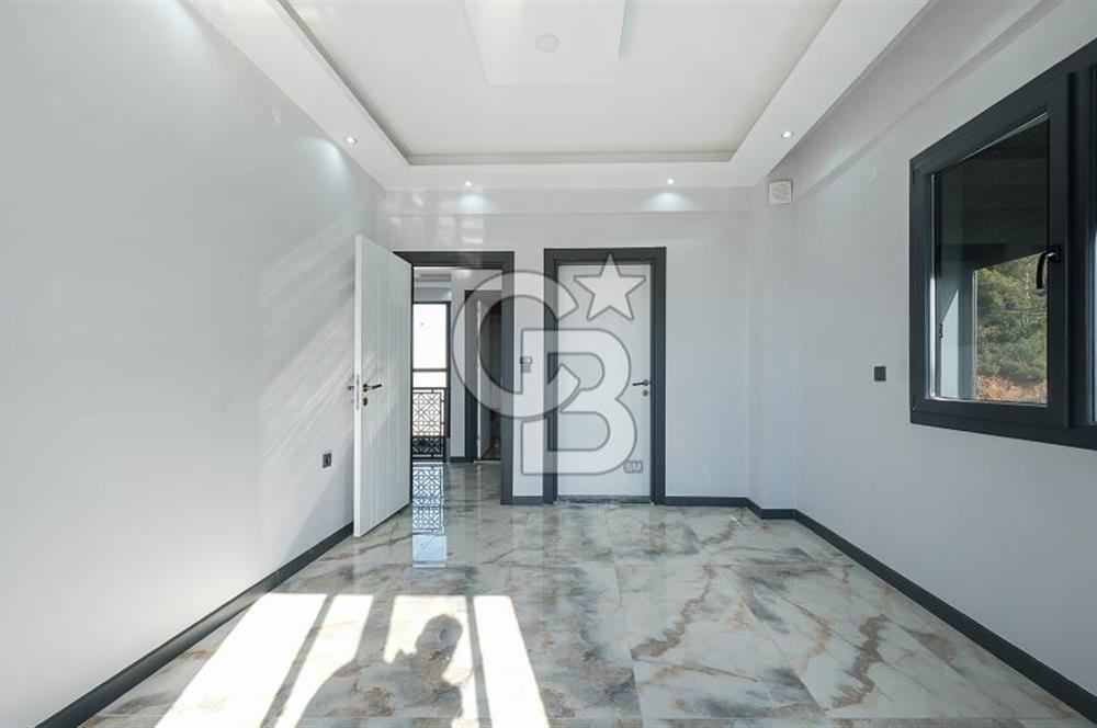 Buca Belenbaşı Yerden Isıtmalı Geniş Villa 