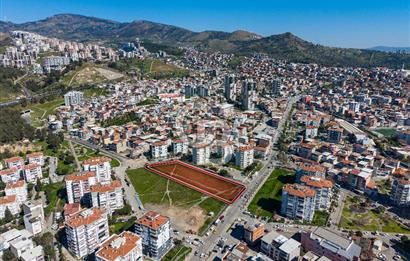İzmir Bayraklı'da Hastane İmarlı Satılık Emsalsiz Fırsat Arsa