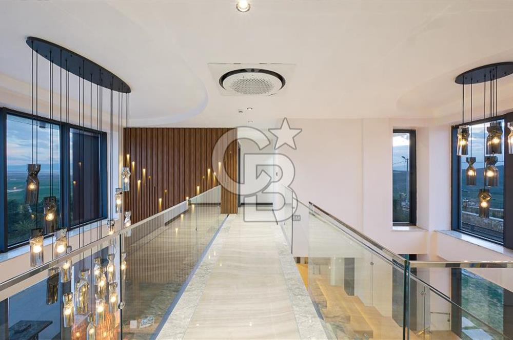 Yenibağarası'nda 1053m2 Arsalı Akıllı Sistemli Lüks Malikane