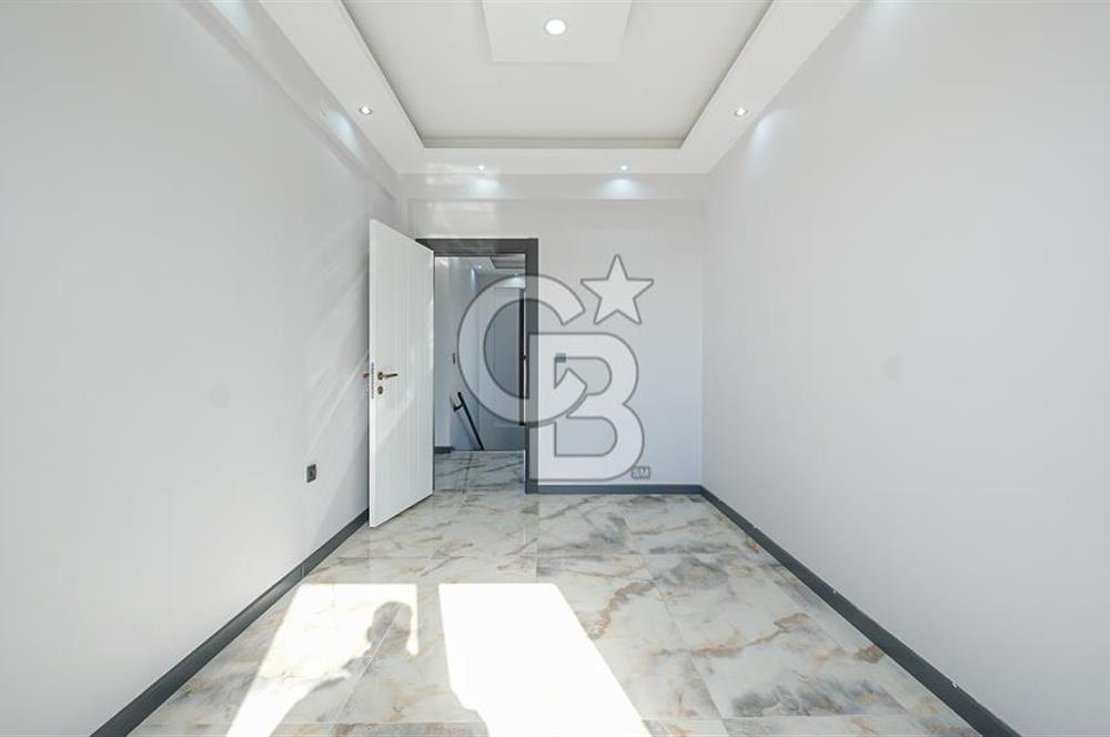 Buca Belenbaşı Yerden Isıtmalı Geniş Villa 