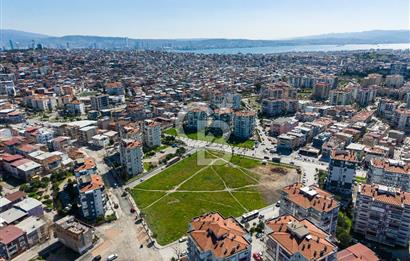 İzmir Bayraklı'da Hastane İmarlı Satılık Emsalsiz Fırsat Arsa