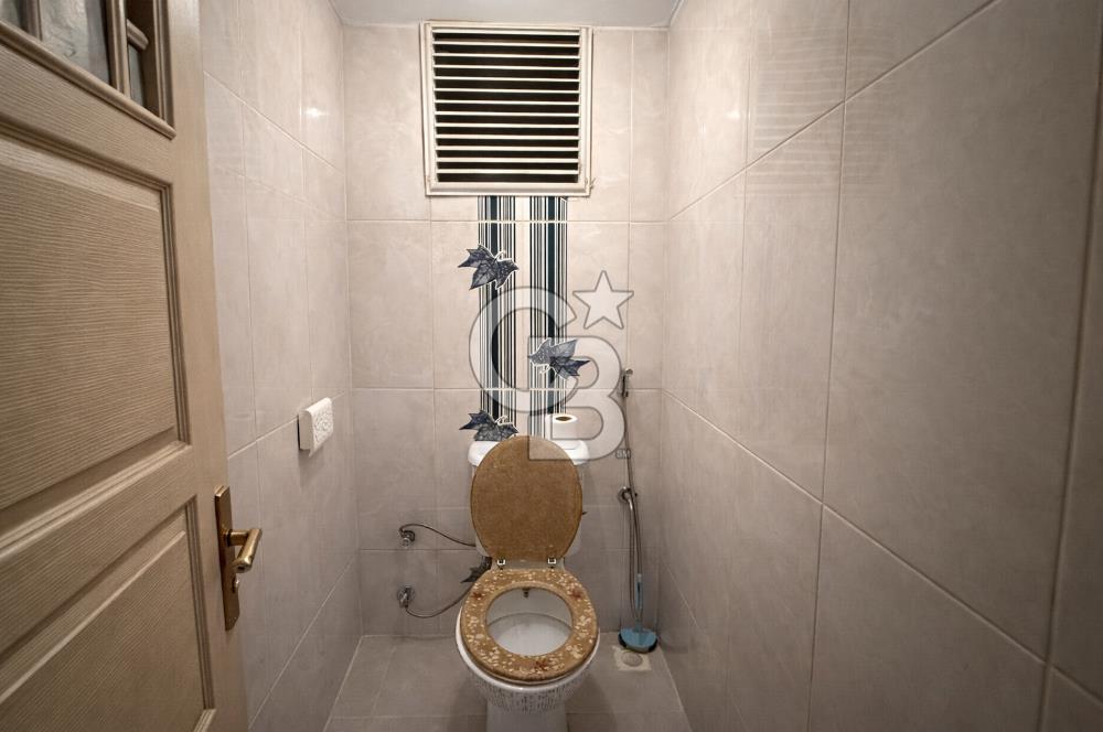 Buca Fırat Mahallesinde Satılık | Garajlı ve Teraslı Komple Bina 