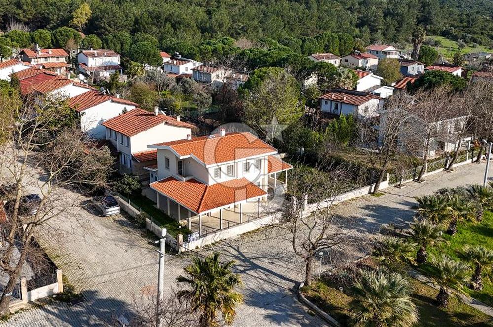 Urla Kuşçular Molakentte Köşe 3+1 Dubleks 500 m² Favorilerime Ekle Yazdır Facebook ile paylaş