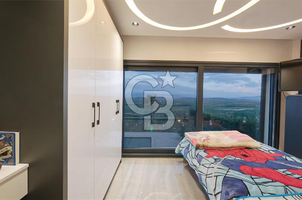 Yenibağarası'nda 1053m2 Arsalı Akıllı Sistemli Lüks Malikane